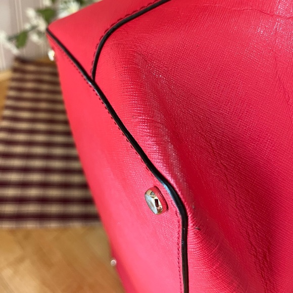 Kate Spade Tote - Picture 3 of 14